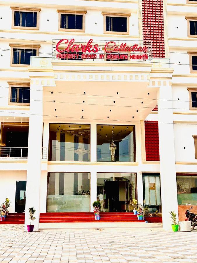 Clarks Collection Somnath Hotel Kültér fotó
