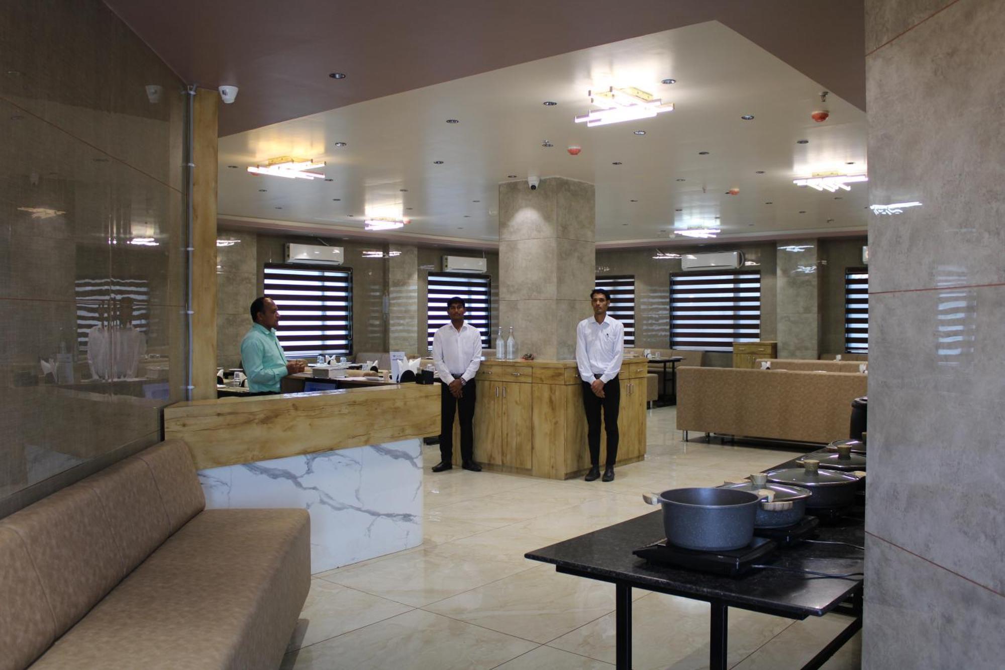 Clarks Collection Somnath Hotel Kültér fotó
